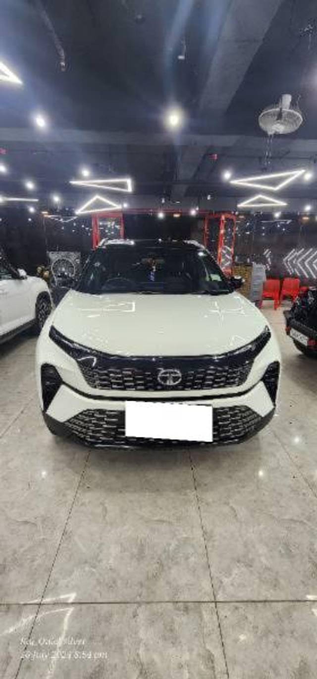 https://images10.gaadi.com/usedcar_image/4107792/original/processed_80449611-6b57-46d1-b84c-5de33d21f34b.jpg?imwidth=6402