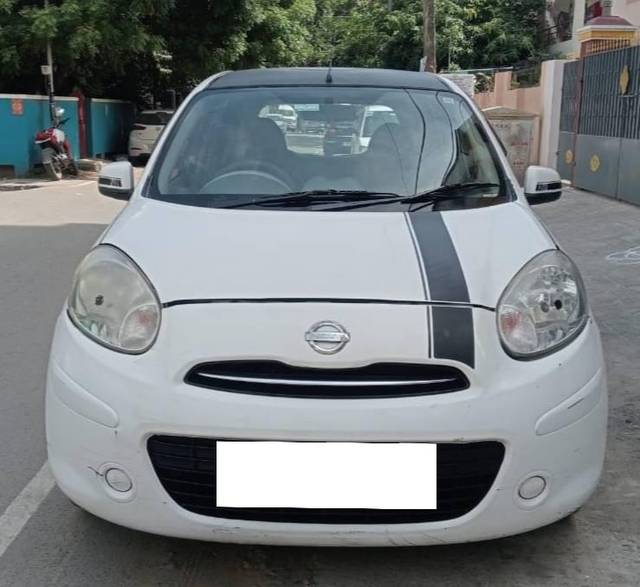 https://images10.gaadi.com/usedcar_image/4107812/original/processed_14f036307eac8ed1e7d42c72b34112bf.jpg?imwidth=6400