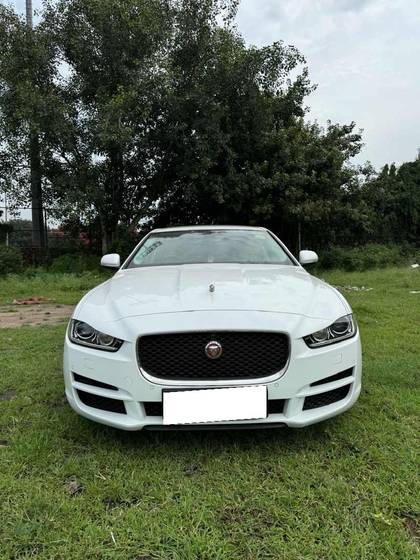 Jaguar XE 2.0L Diesel Portfolio