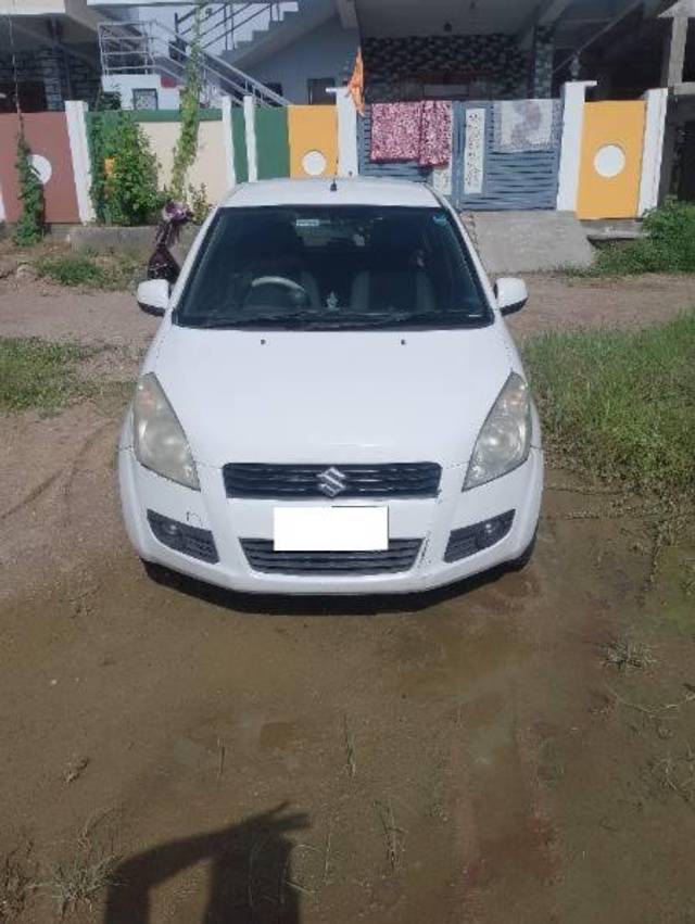 https://images10.gaadi.com/usedcar_image/4108005/original/processed_8254ad08-5b2f-41a1-b74c-f6ad1d277b32.jpg?imwidth=6400