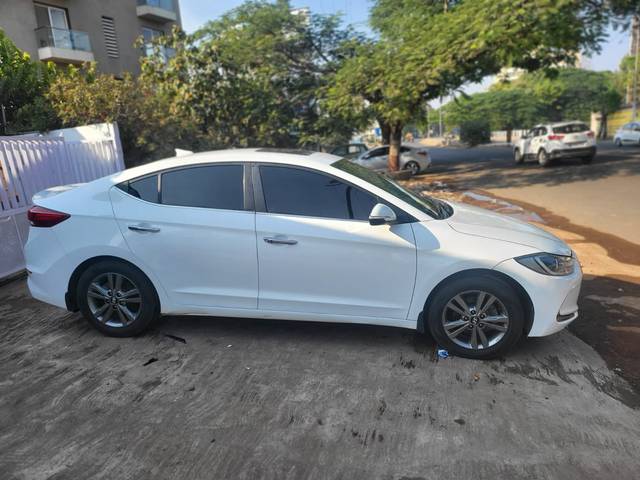 https://images10.gaadi.com/usedcar_image/4108010/original/f5e233f3010fecb0ee14be640c6f006c.jpeg?imwidth=6401