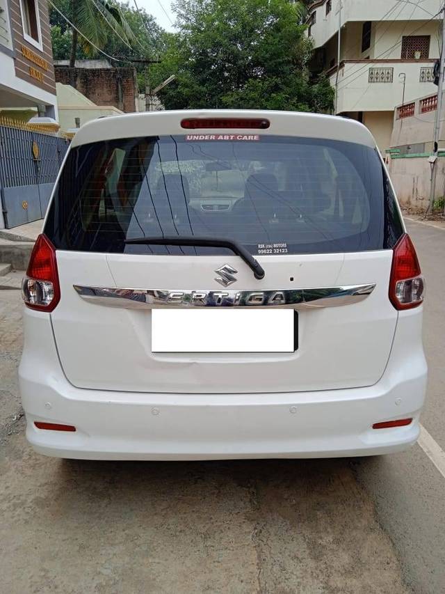 https://images10.gaadi.com/usedcar_image/4108028/original/processed_54c91c9ade30286d18a29ef77e0802f3.jpg?imwidth=6401