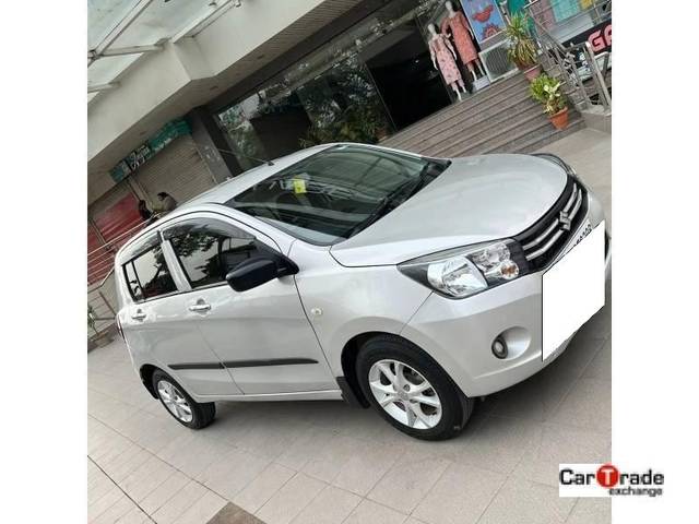 https://images10.gaadi.com/usedcar_image/4108143/original/processed_ce89e6bb98839e28c43cd5de0f9fc5b6.jpg?imwidth=6400