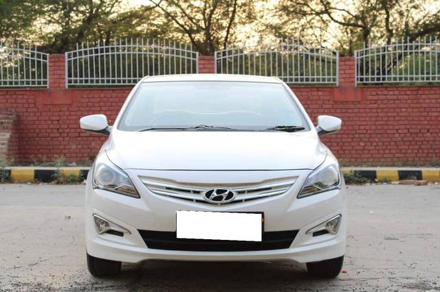 https://images10.gaadi.com/usedcar_image/4108159/original/processed_a7323fc3aa3692ea7f4ea5f12822a233.jpg?imwidth=6400