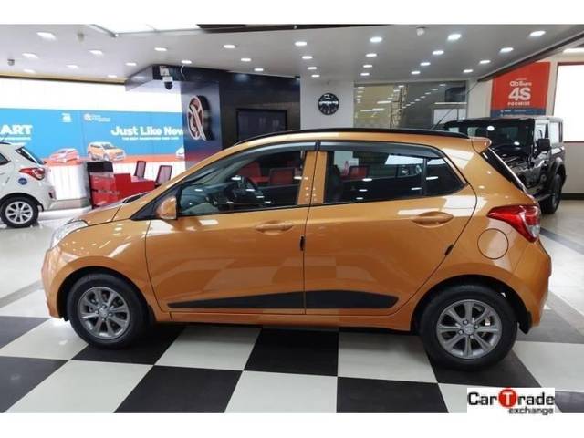 https://images10.gaadi.com/usedcar_image/4108202/original/processed_c70965c35bcc345c142af40191b0c7e1.jpg?imwidth=6402