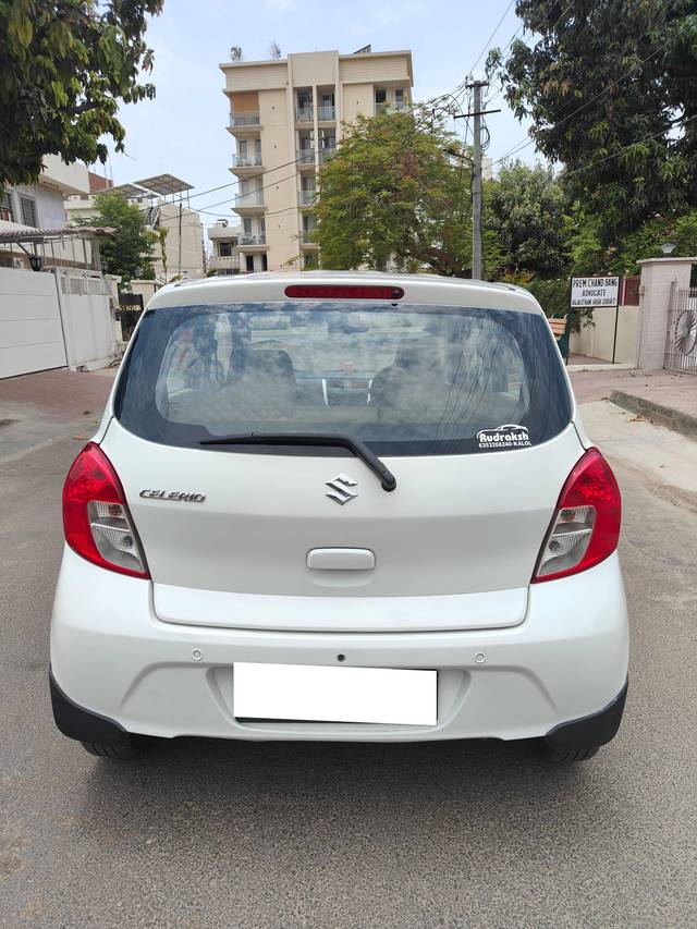 https://images10.gaadi.com/usedcar_image/4108243/original/processed_c19e7d4ff7367bc9046a73d215a51ef9.jpg?imwidth=6402