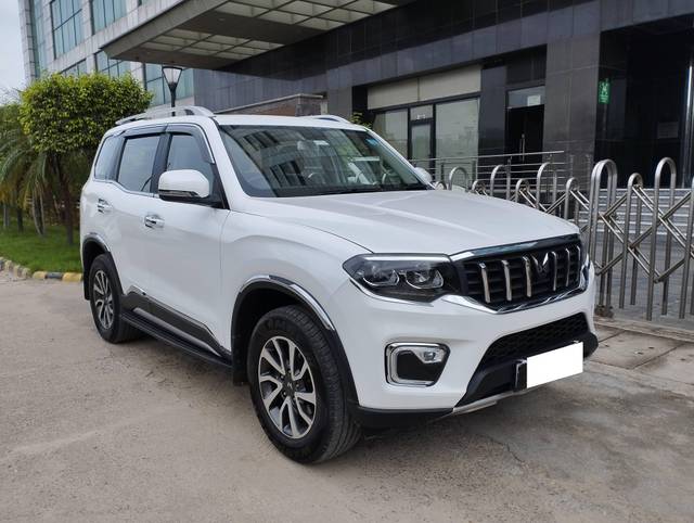 https://images10.gaadi.com/usedcar_image/4108324/original/processed_357931c2e41a92d9d4f4db20dd8cf329.jpg?imwidth=6400