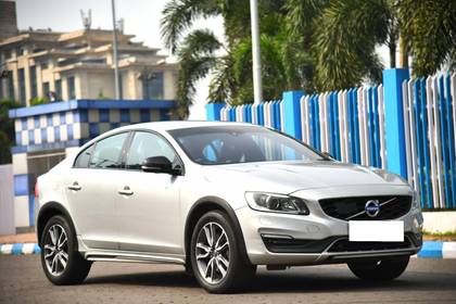 Volvo S60 Cross Country D4 AWD