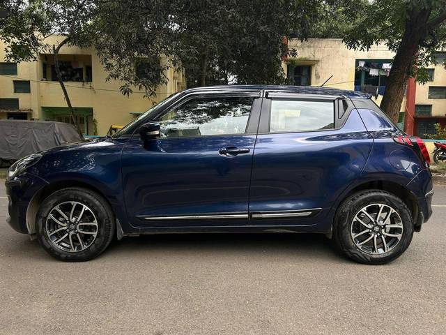 https://images10.gaadi.com/usedcar_image/4108381/original/processed_282b21c78223d1a2a934d1606b36a5f9.jpg?imwidth=6402