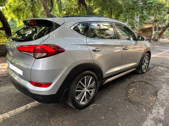 https://images10.gaadi.com/usedcar_image/4108506/original/processed_332a2d96bd23ab8b84b901f98c5afbdf.jpg?imwidth=6402