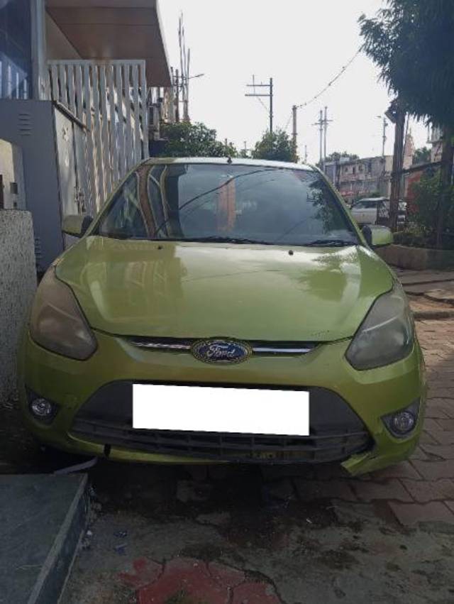 https://images10.gaadi.com/usedcar_image/4108526/original/processed_36a90bbc-8306-4cda-b18d-27415e7f0e67.jpg?imwidth=6402