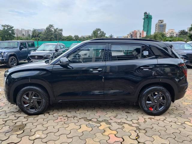 https://images10.gaadi.com/usedcar_image/4108544/original/processed_c1b7b43678f437c779f4e111328ef421.jpeg?imwidth=6402