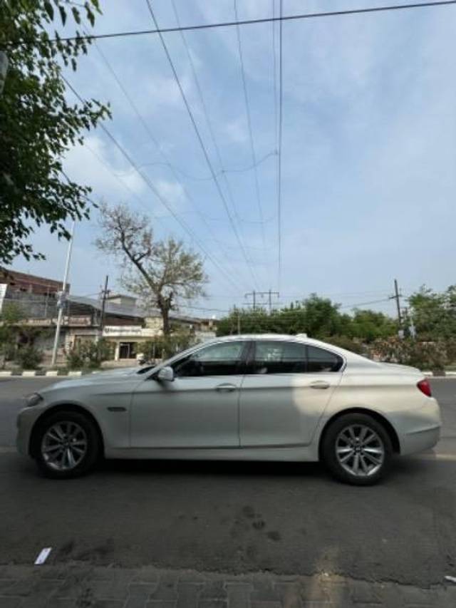 https://images10.gaadi.com/usedcar_image/4108605/original/processed_02c56781-ef8e-436b-b257-d3c1c4936d23.jpeg?imwidth=6401