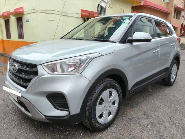 https://images10.gaadi.com/usedcar_image/4108691/original/processed_8523bf4fda0401588c85791a7ef0568c.jpg?imwidth=6400