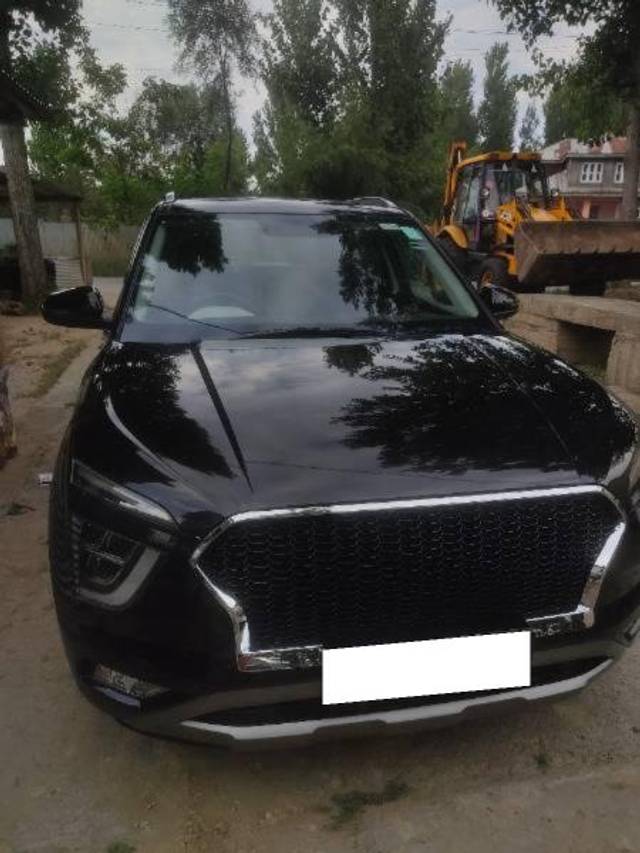 https://images10.gaadi.com/usedcar_image/4108694/original/processed_66cc41e9-a2e6-467e-a902-086b0d4ca33b.jpg?imwidth=6400