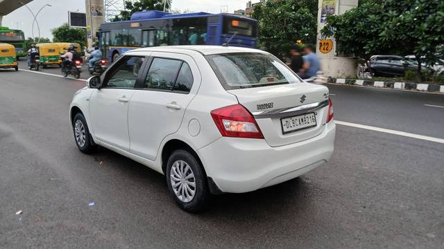 https://images10.gaadi.com/usedcar_image/4108730/original/processed_d37aab0f3b22b88700a4b2b4f292eb90.jpg?imwidth=6402