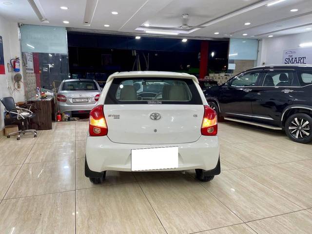 https://images10.gaadi.com/usedcar_image/4108766/original/processed_02503ee6bf0e2e65e39ef41a90e2a9a3.jpg?imwidth=6402