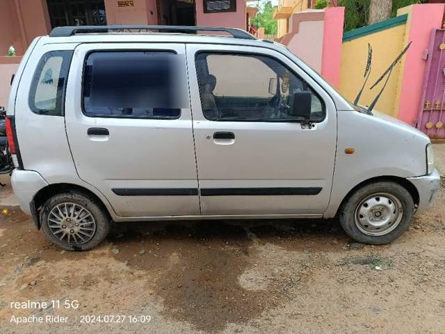 https://images10.gaadi.com/usedcar_image/4108904/original/processed_cdf471c1-a1f1-45c0-8d81-534c065ff3ac.jpg?imwidth=6402