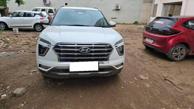 https://images10.gaadi.com/usedcar_image/4109030/original/processed_3153cb45-95c8-4d9b-9962-40f57326a790.jpg?imwidth=6400