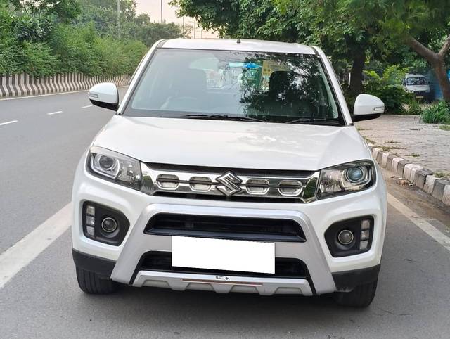 https://images10.gaadi.com/usedcar_image/4109045/original/processed_5ae4182db384164a5bd6f2949f3cd310.jpg?imwidth=6400