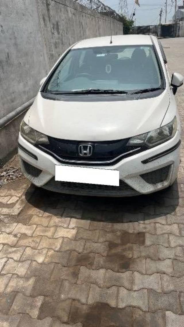 https://images10.gaadi.com/usedcar_image/4109065/original/processed_bdebf0a1-d044-4a01-925c-8a22e25806b2.jpeg?imwidth=6400