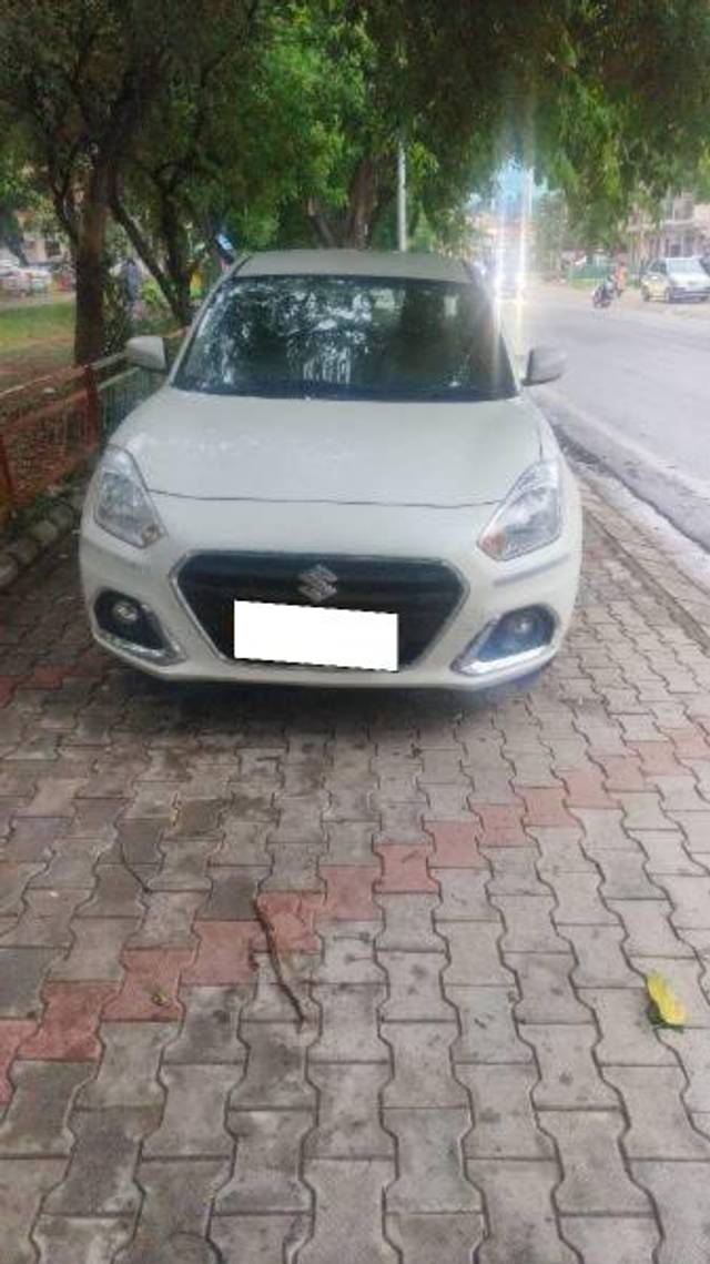 https://images10.gaadi.com/usedcar_image/4109155/original/processed_c08ccce6-e81b-42e9-8a71-73fdbd21f349.jpeg?imwidth=6400