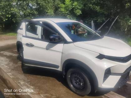 Tata Nexon Smart Plus