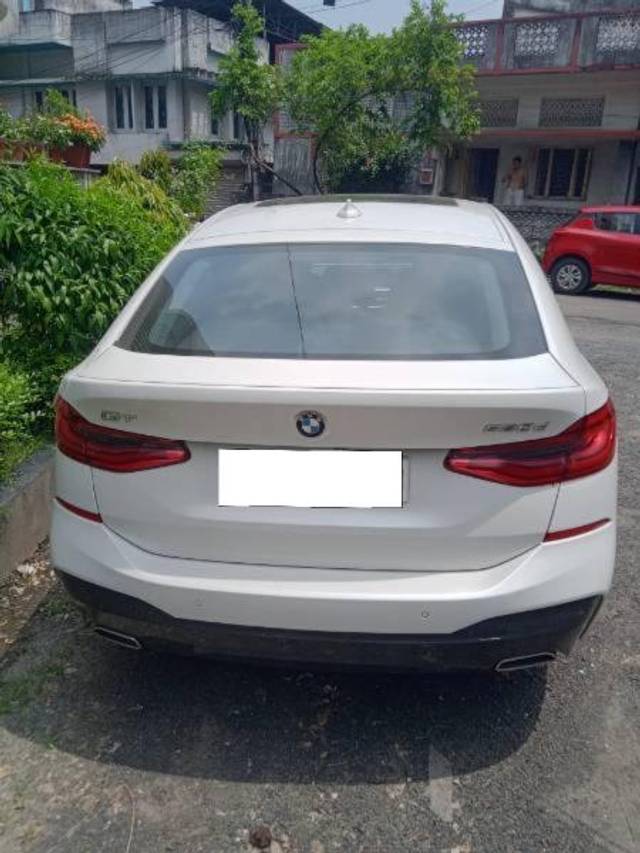 https://images10.gaadi.com/usedcar_image/4109574/original/processed_d0e815f7-7aac-4506-a72b-34abd968417d.jpg?imwidth=6401