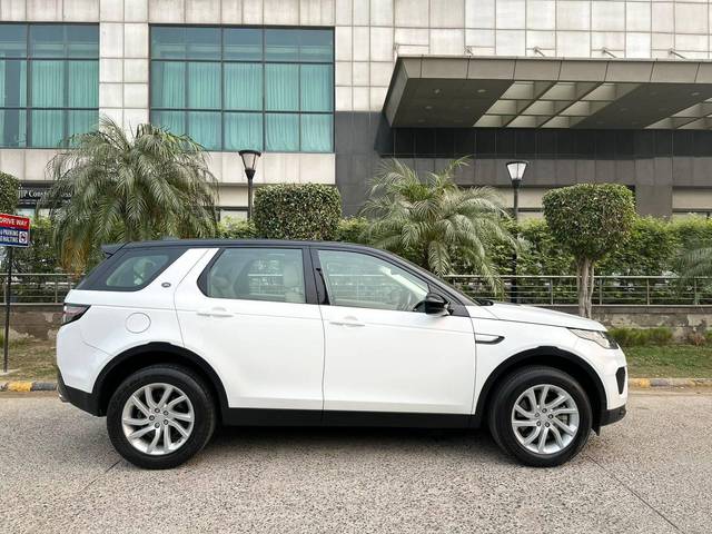 https://images10.gaadi.com/usedcar_image/4109605/original/processed_4288ffb7d9728e150e0dd58cead6eec6.jpg?imwidth=6401