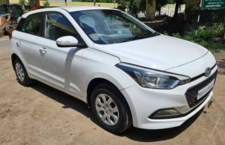 Hyundai Elite i20 2014-2017 Hyundai i20 Sportz 1.2