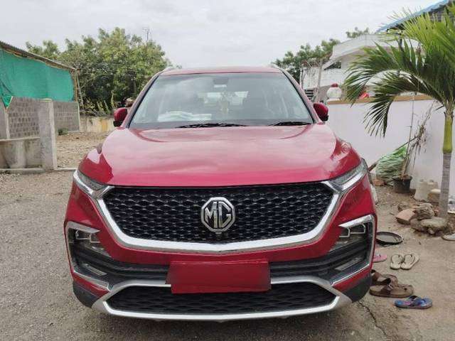 https://images10.gaadi.com/usedcar_image/4109697/original/processed_949b37ad-58d5-4b2b-bb5b-05ee259133df.jpg?imwidth=6400