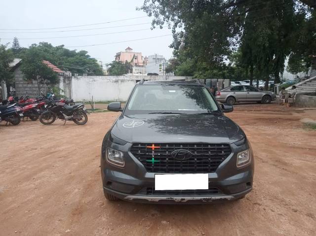 https://images10.gaadi.com/usedcar_image/4110026/original/processed_d461907d3db4147c89837d4c405ac5e1.jpg?imwidth=6400