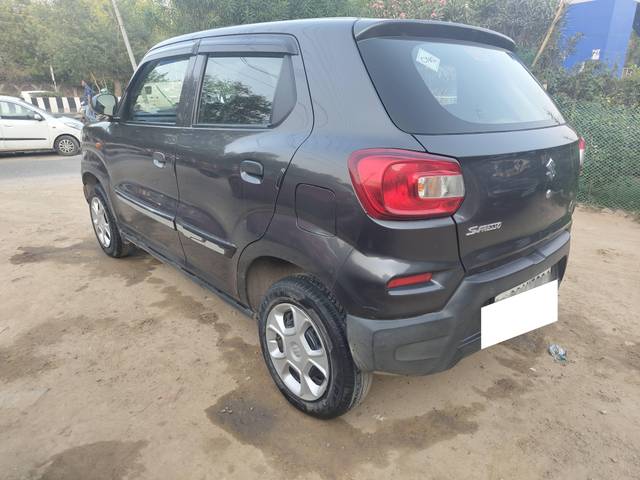 https://images10.gaadi.com/usedcar_image/4110073/original/processed_b06bd76fa56f8c585508d3ca84ad9290.jpg?imwidth=6402