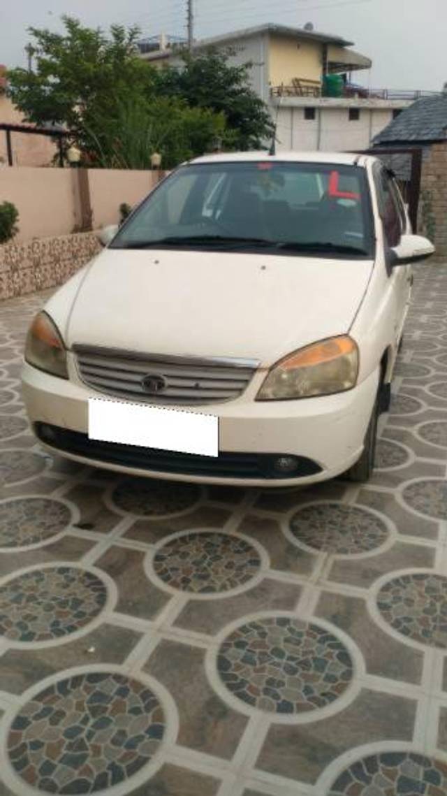 https://images10.gaadi.com/usedcar_image/4110095/original/processed_7d9a7fea-18f4-4066-878e-71a33bf1393f.jpeg?imwidth=6401