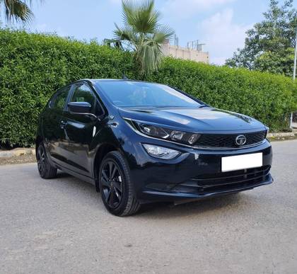 Tata Altroz XZA Plus Dark Edition DCT