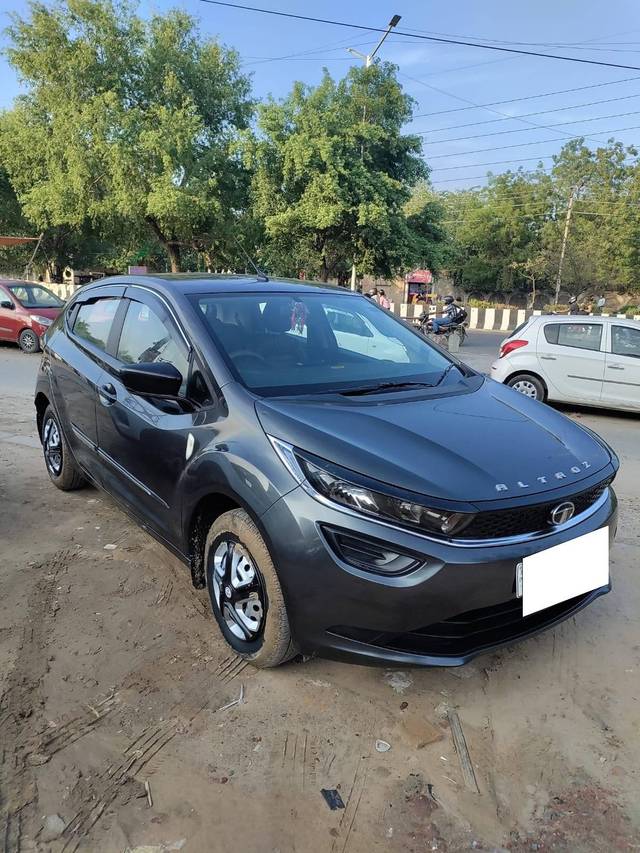 https://images10.gaadi.com/usedcar_image/4110215/original/processed_9d5bc104cbdd5a5592239899b2e0e43a.jpg?imwidth=6400