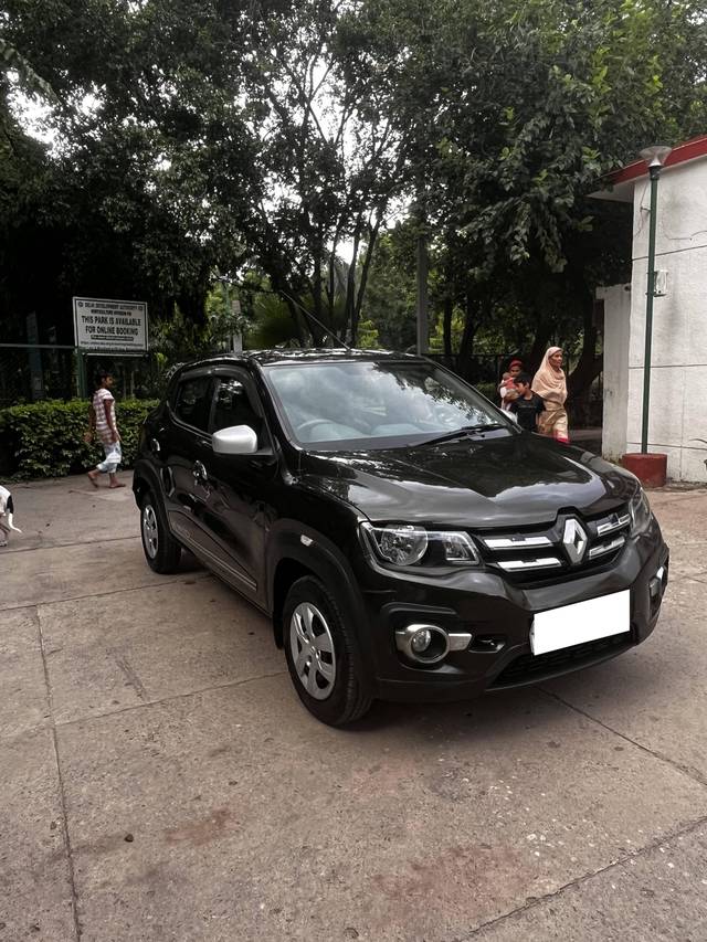 https://images10.gaadi.com/usedcar_image/4110259/original/processed_cc07126fc35e2118fb42e3366933aec0.jpeg?imwidth=6400