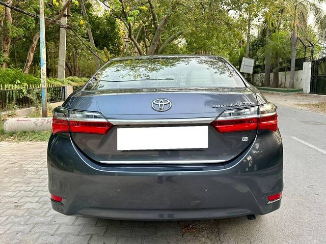 https://images10.gaadi.com/usedcar_image/4110389/original/processed_d9ff3352e91c8ede4c1db361ebedaaed.jpg?imwidth=6401