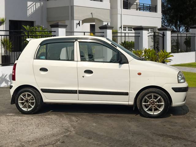 https://images10.gaadi.com/usedcar_image/4110392/original/cd468929c9aa63e5649c7ec0f13469d8.jpg?imwidth=6401