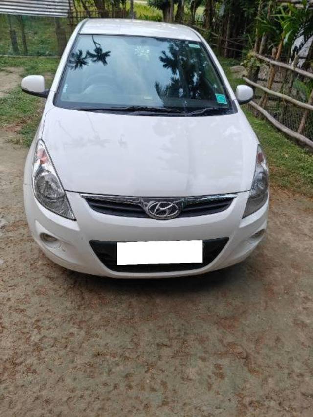 https://images10.gaadi.com/usedcar_image/4110414/original/processed_344fc68d-a0ec-48d0-8265-a1cb970c1798.jpg?imwidth=6400