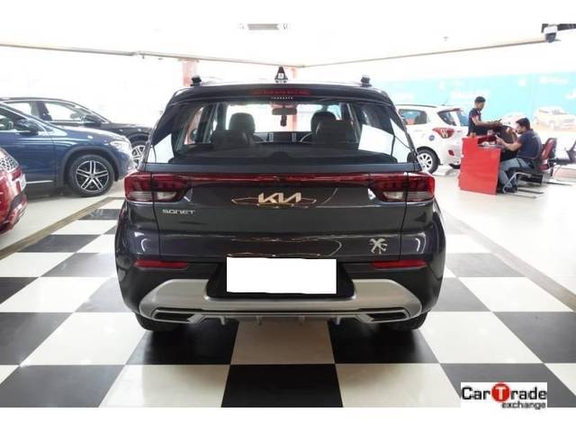 https://images10.gaadi.com/usedcar_image/4110568/original/processed_baa6dfd0c60c1cfb74e89a74ce190b41.jpg?imwidth=6402