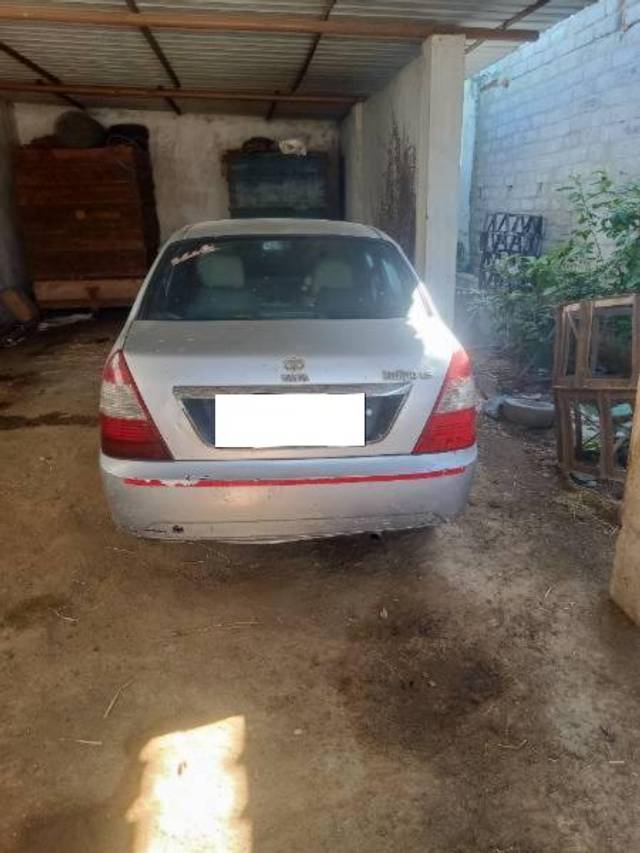 https://images10.gaadi.com/usedcar_image/4110766/original/processed_0a98d6ac-9fbe-4092-8fd4-031d2a7423c6.jpg?imwidth=6400