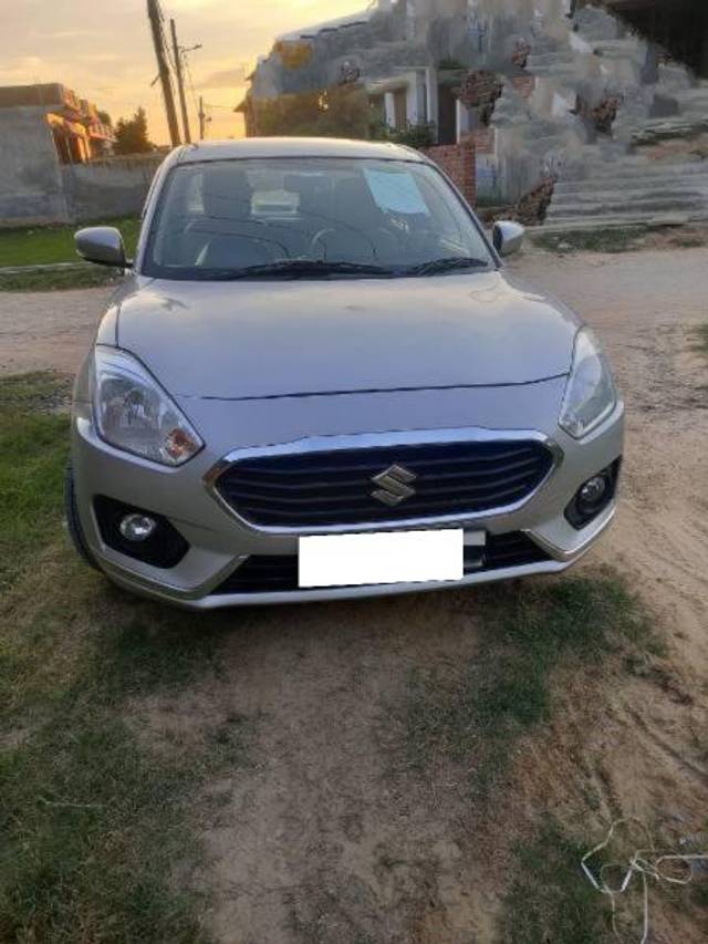 https://images10.gaadi.com/usedcar_image/4110778/original/processed_9730cbee-2814-418a-9834-15dc76f8aa5c.jpg?imwidth=6400