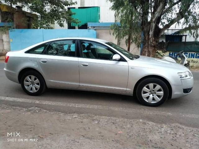 https://images10.gaadi.com/usedcar_image/4111000/original/processed_becfc03d-28fe-4d1b-adda-a2d1c9950485.jpg?imwidth=6401