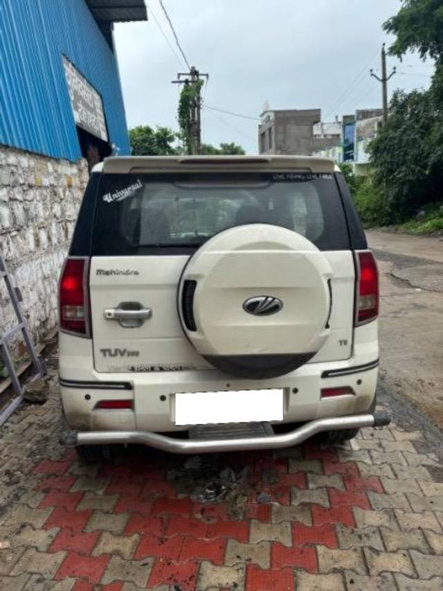 https://images10.gaadi.com/usedcar_image/4111013/original/processed_e4b8acb6-a964-4a3d-8db3-787e751a280f.jpeg?imwidth=6402