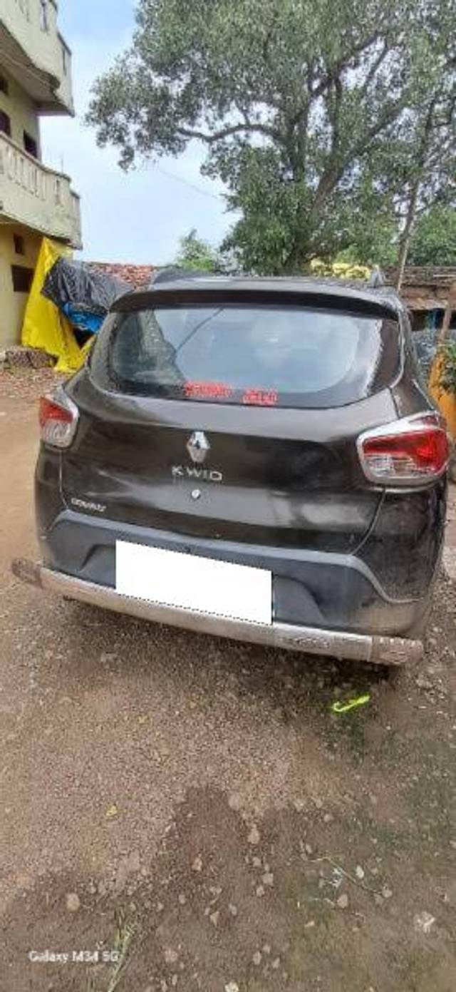 https://images10.gaadi.com/usedcar_image/4111096/original/processed_05a6a47f-0078-4ab6-94c7-2635cc170f31.jpg?imwidth=6401