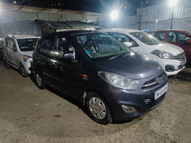 https://images10.gaadi.com/usedcar_image/4111179/original/b2f95d7c7c9fca364f073fec4411819d.jpg?imwidth=6400