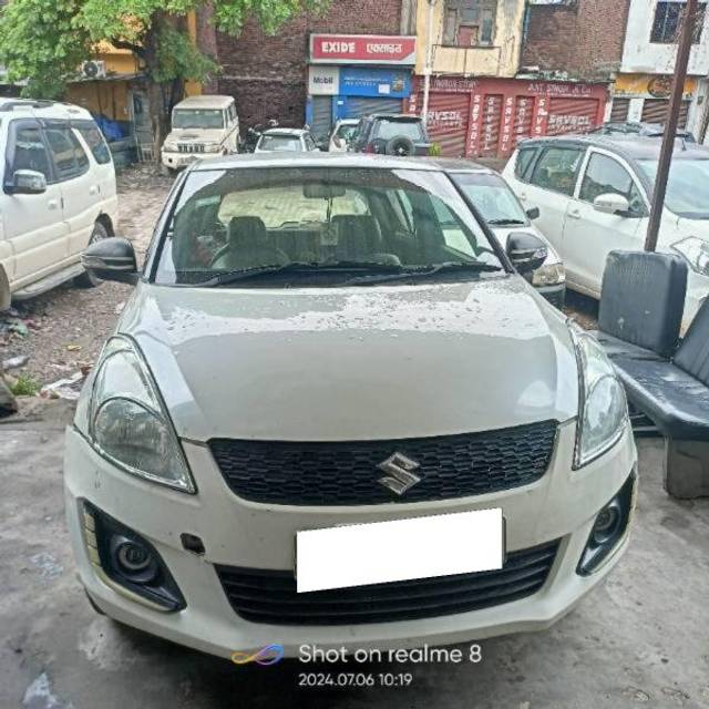 https://images10.gaadi.com/usedcar_image/4111347/original/processed_bdb82fe9-0d0a-42e1-ae42-a2b1907919c3.jpg?imwidth=6401