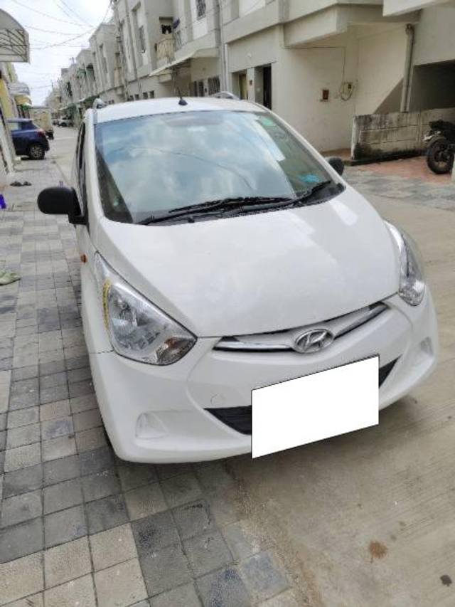 https://images10.gaadi.com/usedcar_image/4111373/original/processed_bb7e05f0-535f-4c10-840f-8d0e971dd160.jpg?imwidth=6400