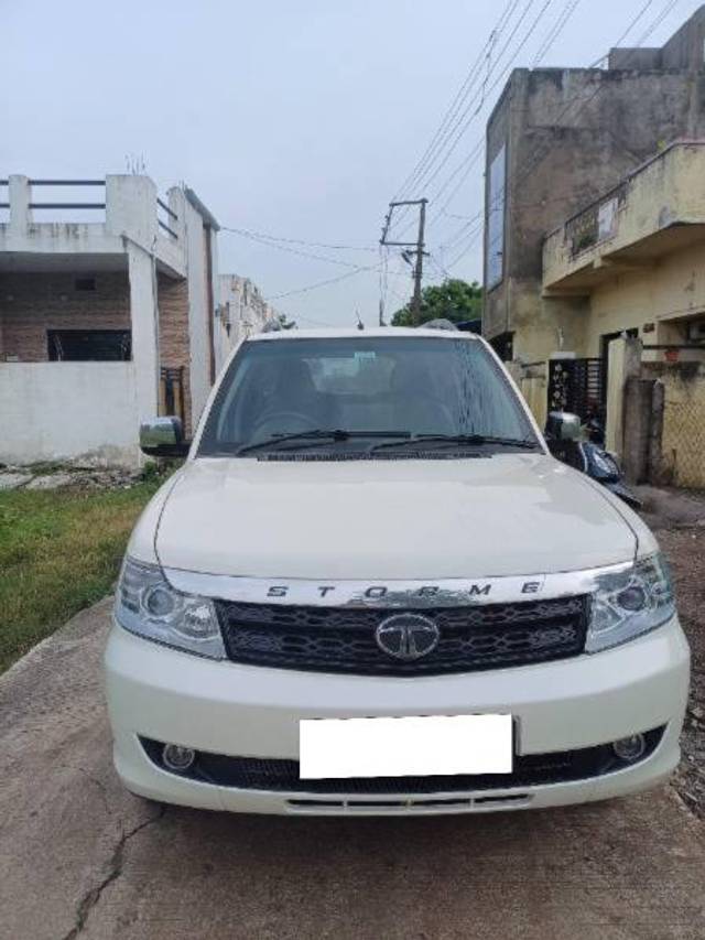 https://images10.gaadi.com/usedcar_image/4112060/original/processed_2eec32f6-6a22-4760-96fa-14d0235d50f1.jpg?imwidth=6402